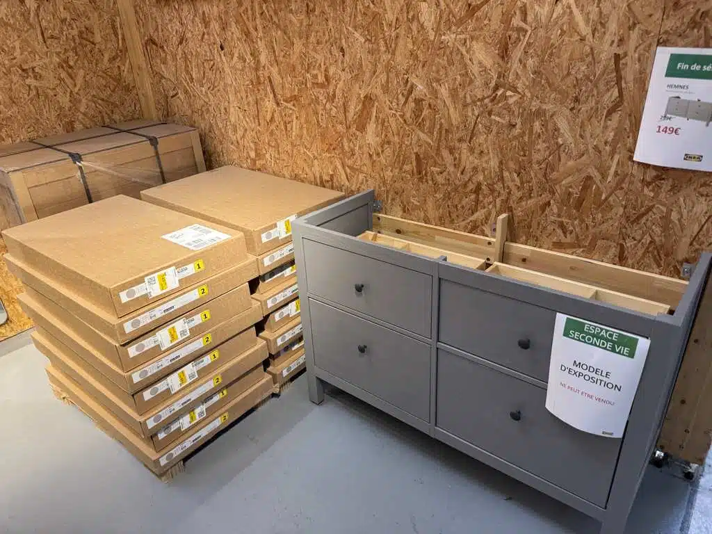 Meuble lavabo Hemnes 4 tiroirs IKEA Villiers sur Marne - rangement salle de bains