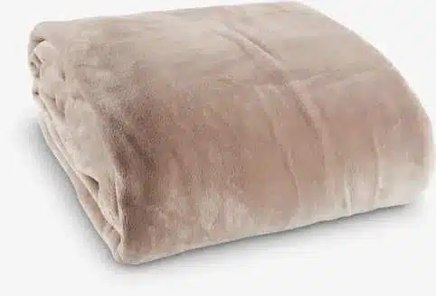 Plaid polaire GULSKOLM taupe 220x240 - promo hiver 14€ chez Jysk