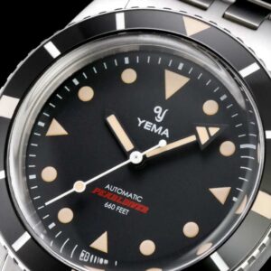 YEMA Pearldiver 38mm neo-vintage dive watch with hesalite crystal and no-date dial