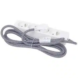 Multiprise Pro-max TechNova noir/blanc avec 4 prises et câble 2,4 m
