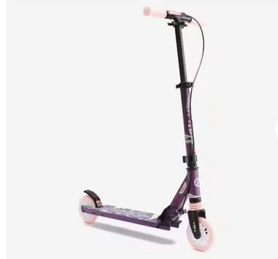 Trottinette enfant Mid5 Decathlon avec frein au guidon et suspension, graphisme violet