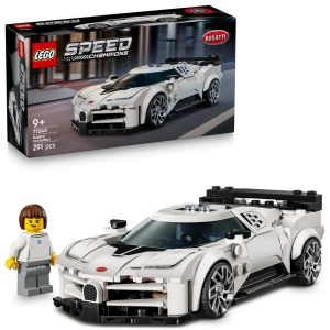 Vue détaillée du set LEGO Speed Champions Bugatti Centodieci 77240 prêt à être exposé