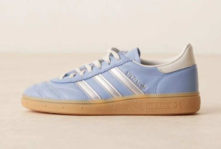 Baskets Adidas Handball Spezial en daim bleu ardoise avec semelle en caoutchouc et détails argentés orbit grey